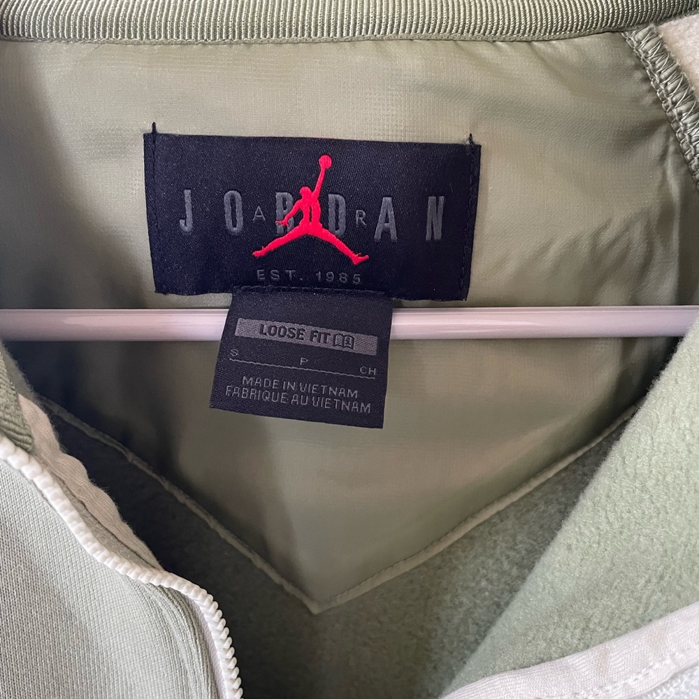 SMALL JORDAN JUMPMAN 23 FLEECE SWEATSHIRT PULLOVER--GREEN GREY - Picture 10 of 14